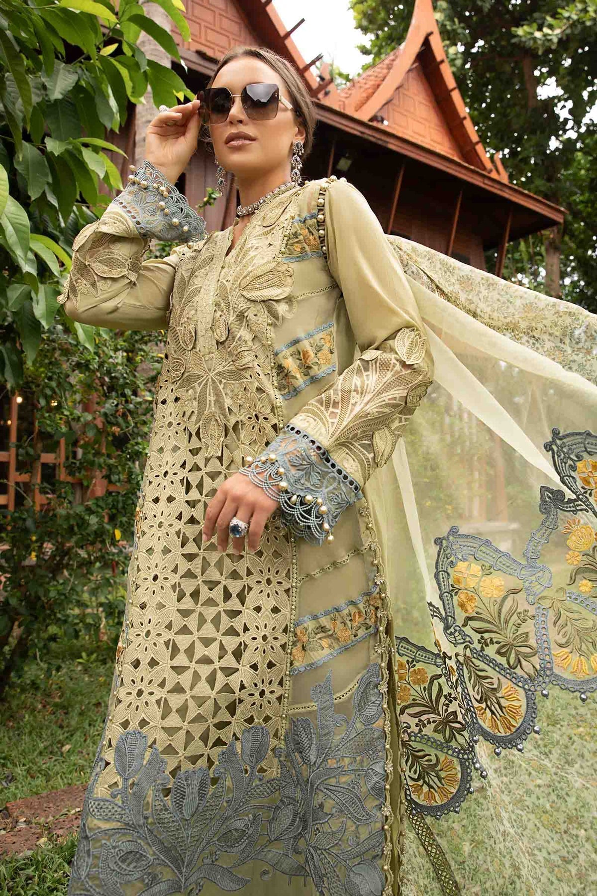 3 PIECE - UNSTITCHED SUIT | EID LAWN-24-10 Maria B