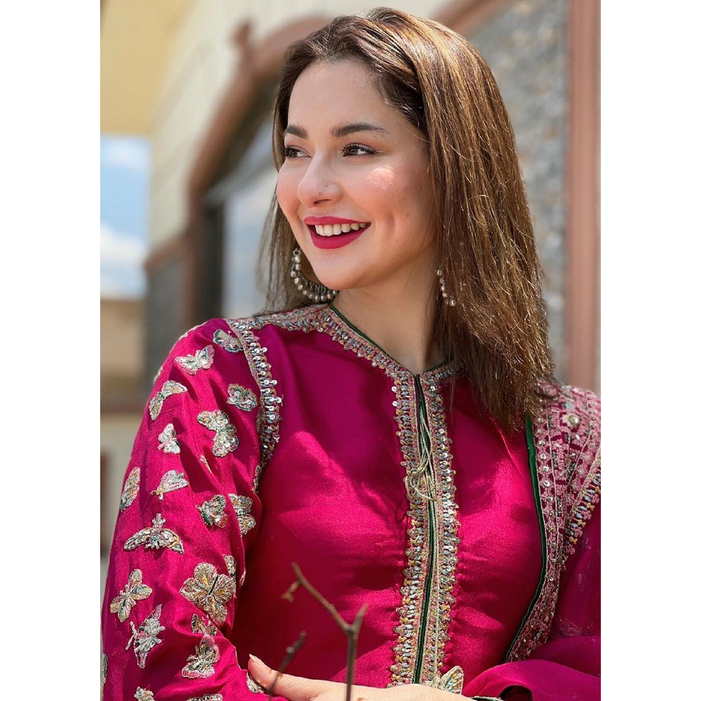 Hania Amir Unique dresses || Pakistani actresses || Party wear dress designs  || Hania Amir💚 - YouTube